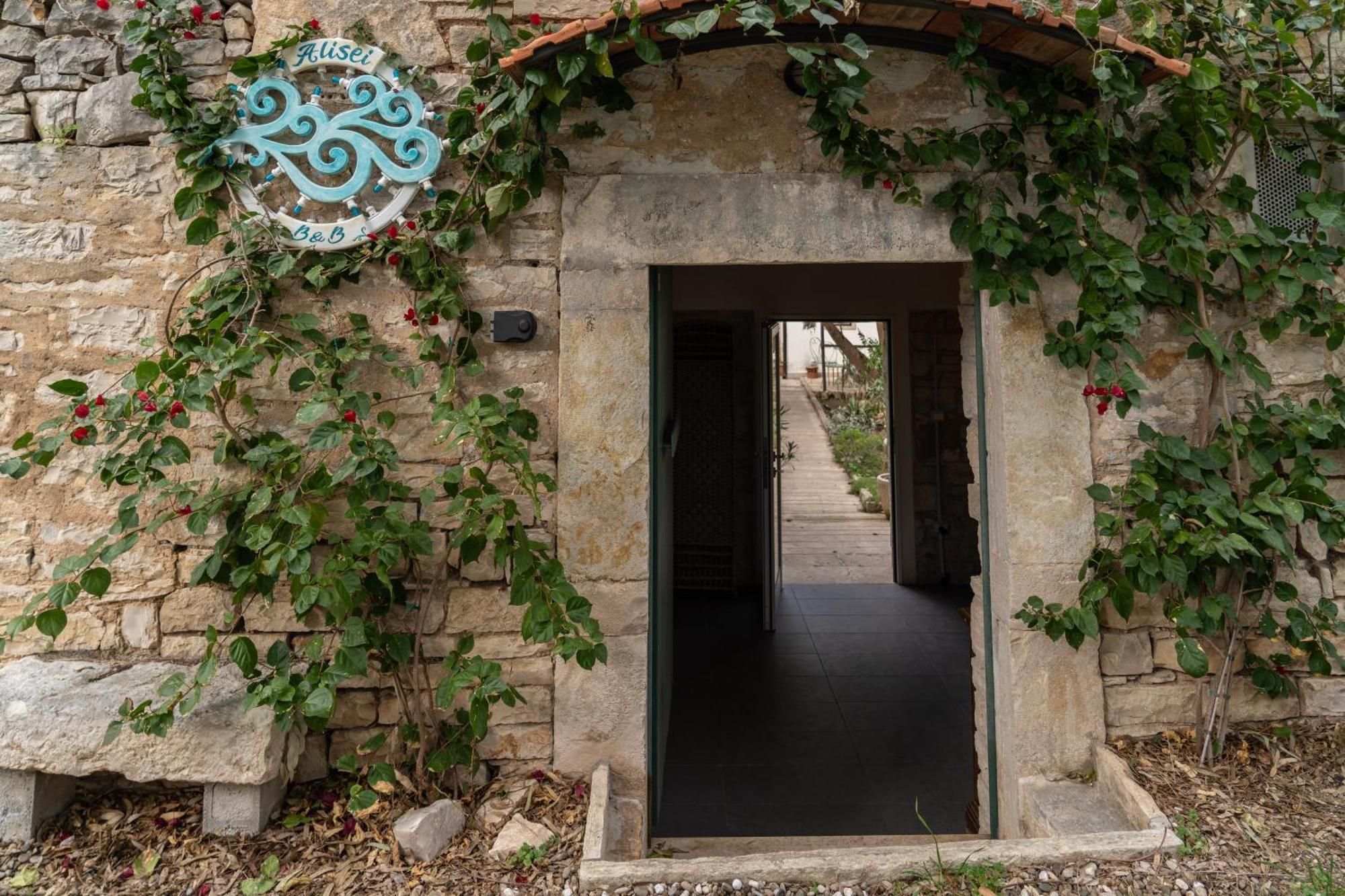 Casa Vacanze Alisei Terlizzi Exterior foto