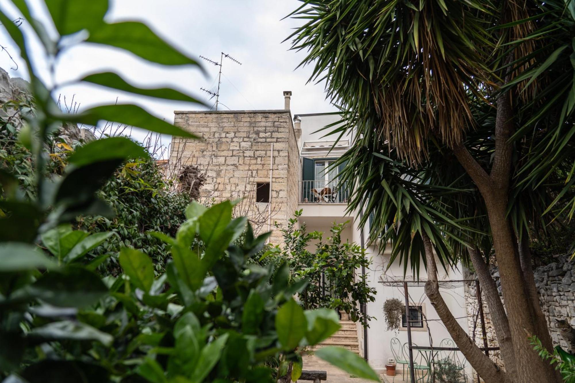 Casa Vacanze Alisei Terlizzi Exterior foto