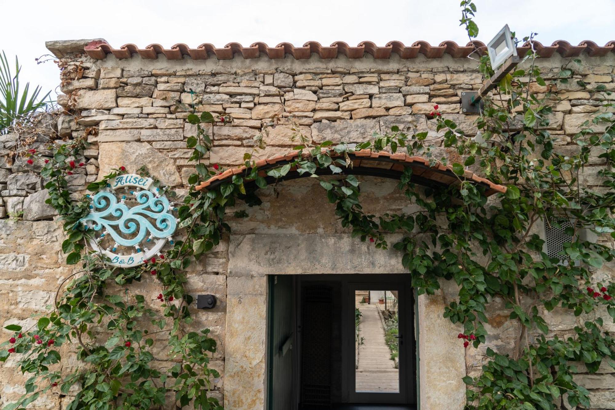 Casa Vacanze Alisei Terlizzi Exterior foto